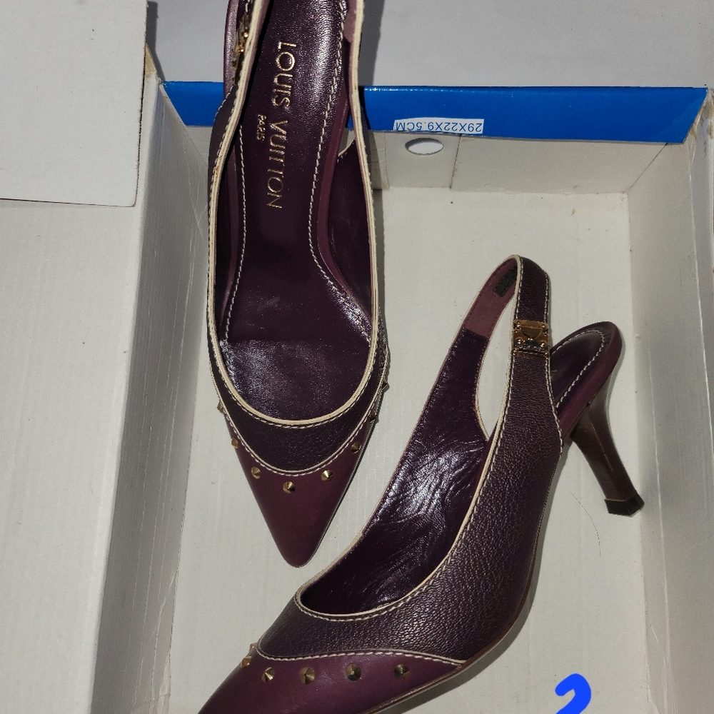 Genuine Louis Vuitton almost new leather formal 7.5 narrow maroon? - Picture 1 of 4